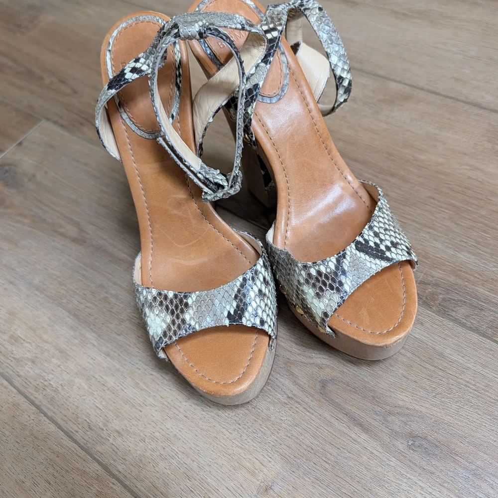 Alexandre Birman Taupe Snake-Print Platform Sandals with Gold Studs - Picture 3 of 8